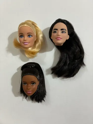 Lote Cabeça Barbie Yoga Millie Tenista Asiática jogadora de basquete negra made to move