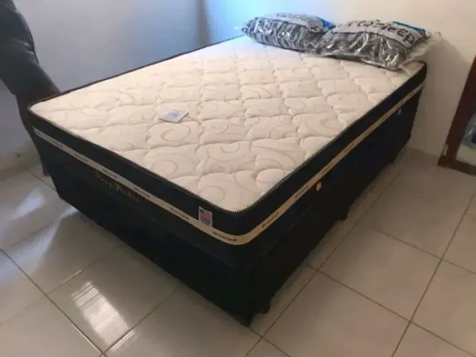 Cama casal box e colchão