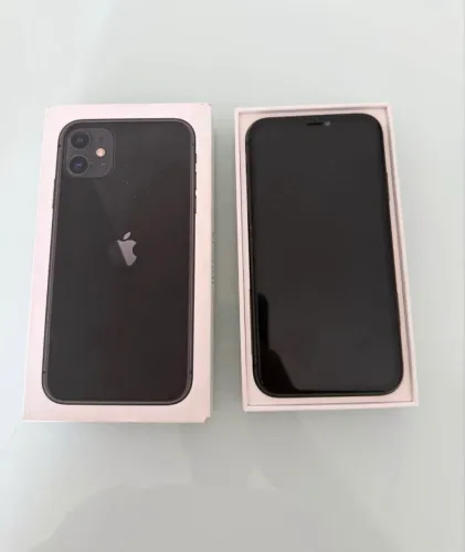 Celular Smartphone iPhone 11 64GB Com Caixa