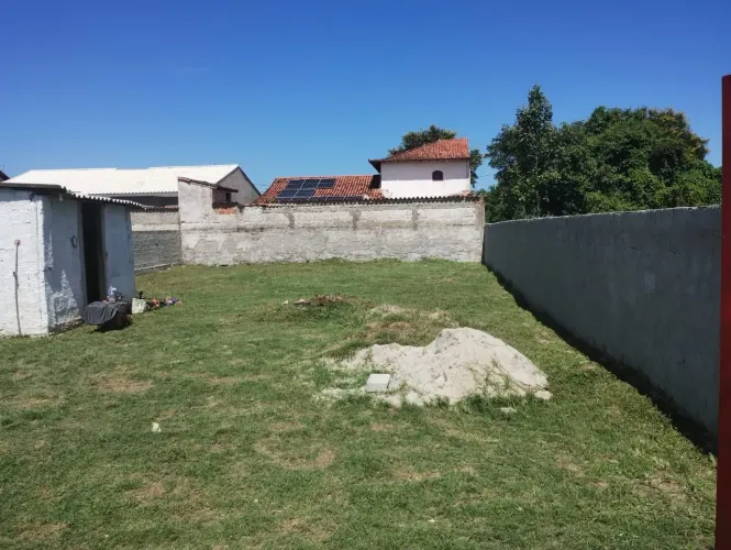 Vendo 2 terrenos em Araruama 