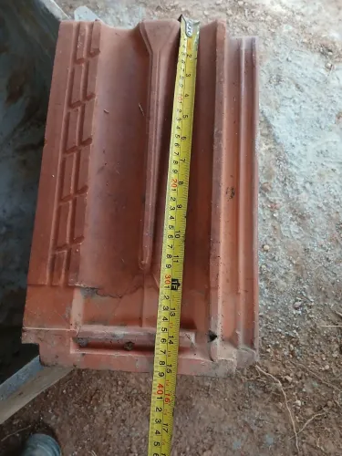 Telha francesa preciso!
