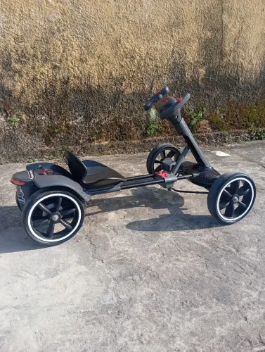 Go kart ? suporta até 65 kg 