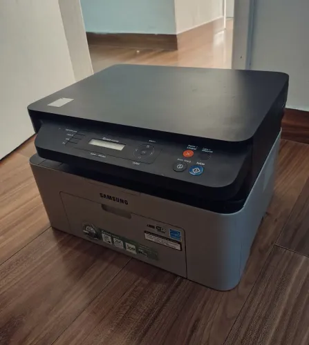 Impressora Laser Multifuncional Samsung M2070W