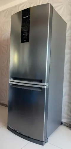 Geladeira Brastemp ,Frost free,na cor inox
