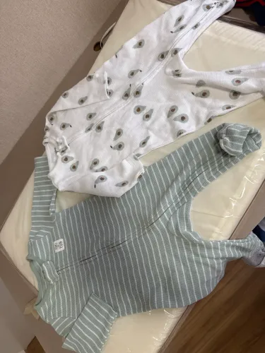 Macacões Carters 3-6 meses