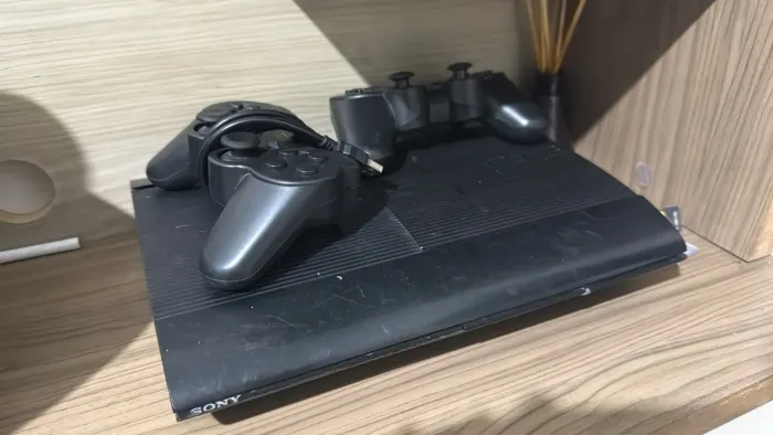 PS3 DESBLOQUEADO cm JOGOS