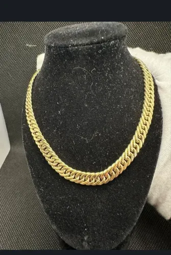 Cordão de ouro 750 18 k pesando 25 gramas sem uso