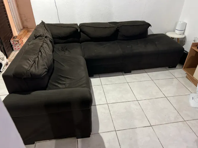 Vende-se sofá em L. e Painel de TV
