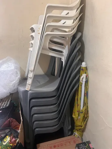 Kit Cadeiras plásticas sem braço 
