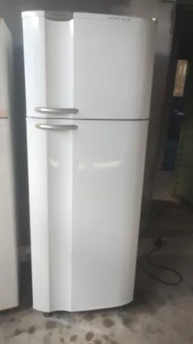 Geladeira gelo seco 