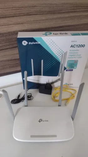 Roteador Wi-Fi 5 Gigabit AC1200 Dual Band EC220-G5