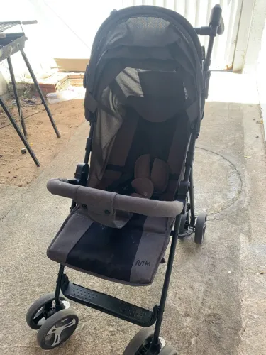 carrinho de bebê 