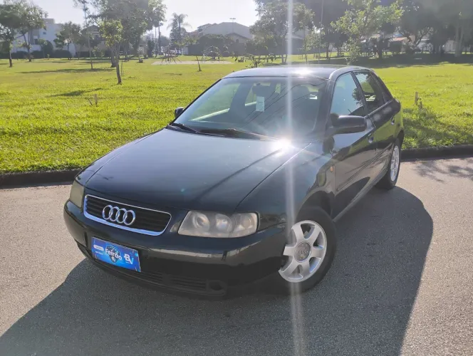 Audi A3 1.8 5P Mec. 2000