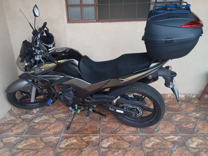 Fazer 250