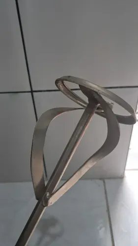 Batedor de Tintas e Argamassa 