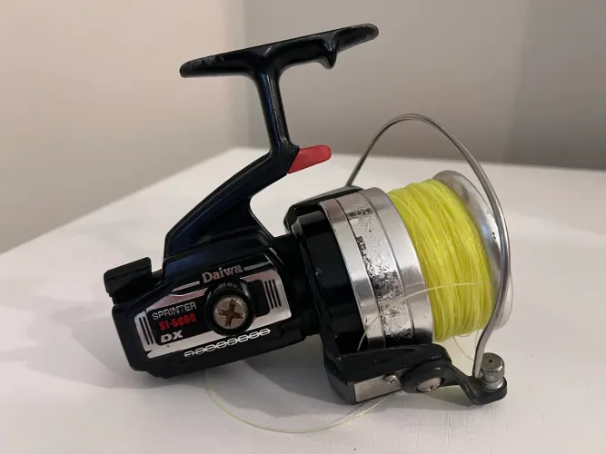 Molinete Daiwa Sprinter ST-5000DX
