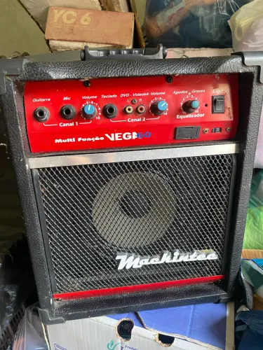 Amplificador Mackintec Vega 60 em bom estado