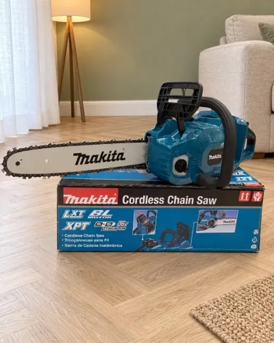 Makita DUC353Z Motosserra Sem Fio 36V Motor BL e Sabre de 35cm - Novinha na Caixa