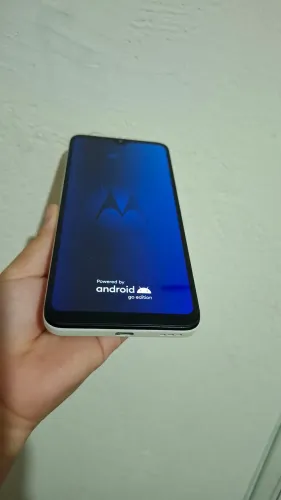 Moto e13 64 gigas