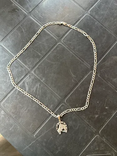 Cordão de prata