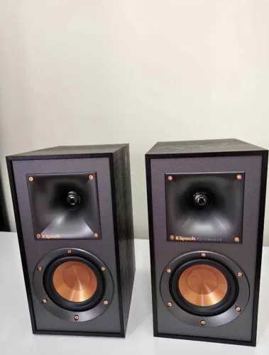 Klipsch R-41M Conjunto de 2 alto-falantes poderosos e detalhados, preto