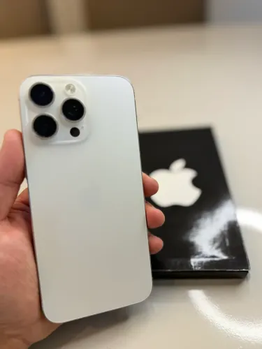 iPhone 15 Pro Max 256gb impecável