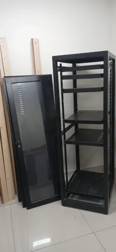 RACK INFORMÁTICA 36U X 56CM