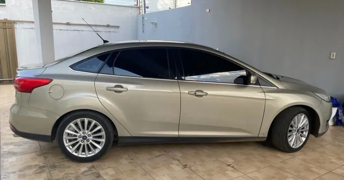 Ford Focus Fastback Tit./t.plus 2.0 Flex Aut. 2017