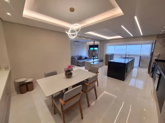 Apartamento com 86,78 m² andar alto, com sol da tarde 2 suítes e 2 vagas