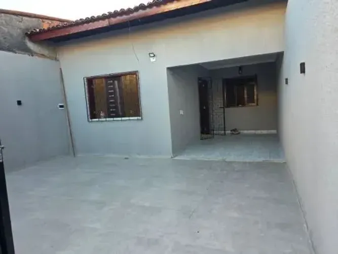 CASA A VENDA NO PAAR DISPONÍVEL 