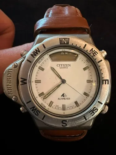 Relógio Citizen Altimeter Titanium Vintage C040 Original Japão
