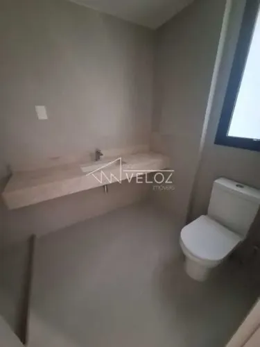 Apartamento : / Residencial / Lagoa
