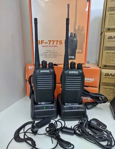 Rádio baofeng duplo