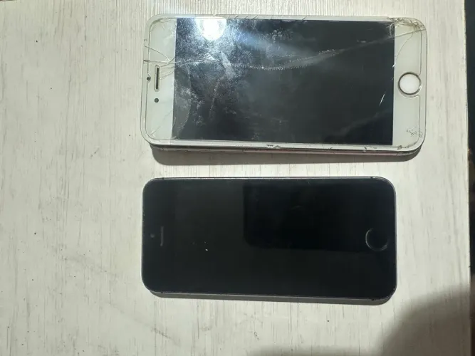 Iphone 6s Rosa e Iphone 5 Preto e Cinza (provavel retirada de peças)