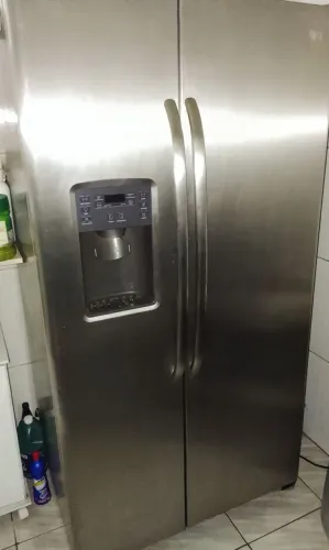 Geladeira LG top de linha ótimo estado 