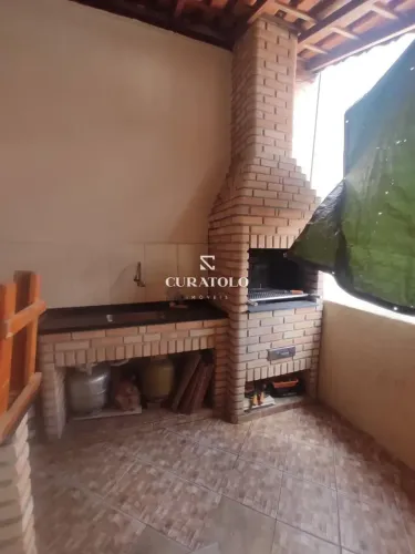 Moradia perfeita para sua família na Vila Esperança, a 700 mts do Metrô Guilhermina. Sobra