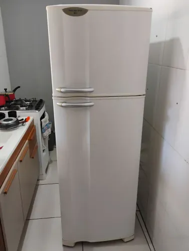 Geladeira duplex Frost Free Electrolux