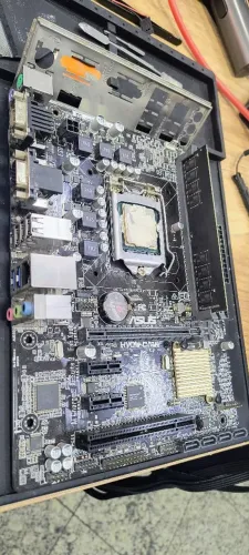 Kit Placa Mãe + i5 7400 + 8GB