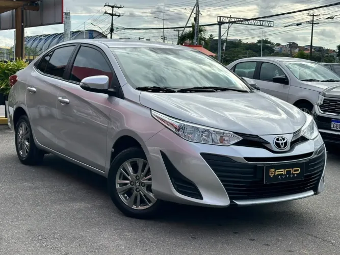 Toyota Yaris XL Sedan 1.5 Flex 16V 4P Aut. 2022