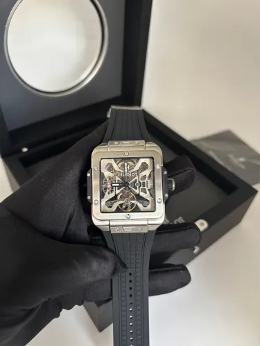 Relógio Hublot Square Skeleton - Linha Premium AAA+ - Safira - 42mm