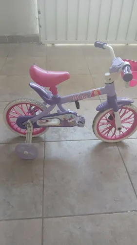 Bicicletas infantil 200,00 e adulto 190,00  *95