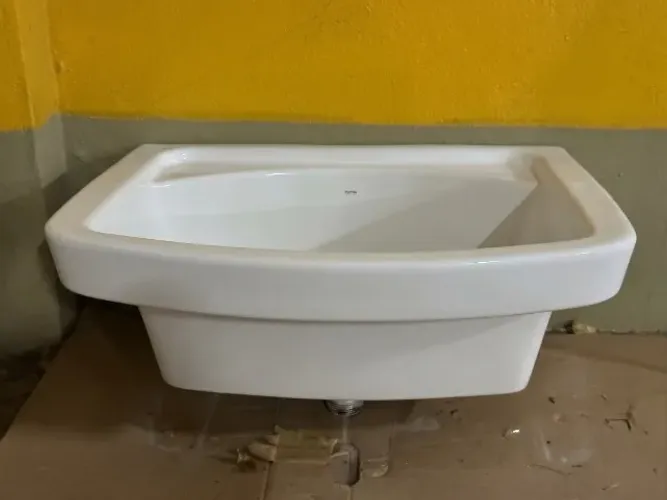 Tanque de Lavar Roupa de Cerâmica (Usado) - Ótimo Estado!