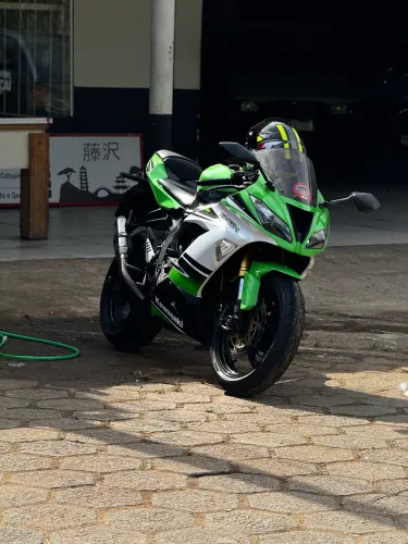 ZX6R 636 edição especial