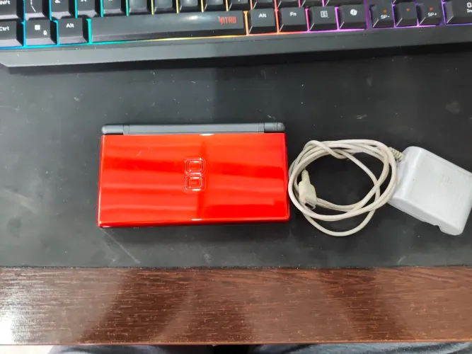 Nintendo ds lite com defeito