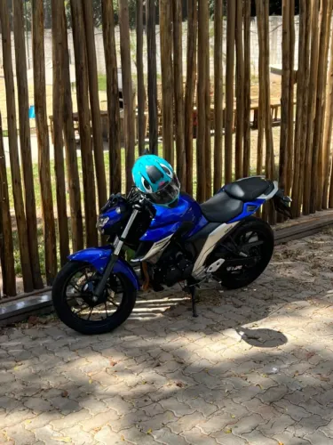 FZ25 2019 top!