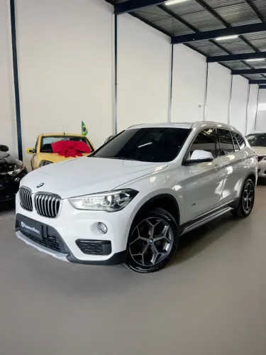 BMW X1 Sdrive 20I X-line 2.0 TB Active Flex 2018