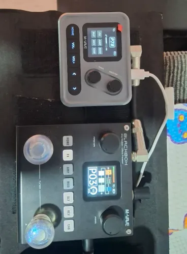 vendo pedaleira BLACHBOH e uma pockt amp da M-vave