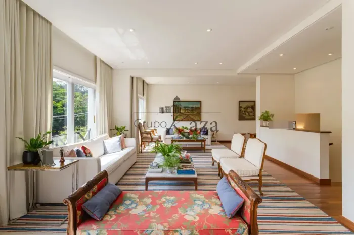Casa Condomínio Jardim Guedala 3 Suítes