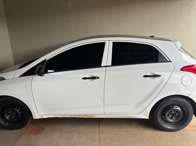 Hyundai HB20 Comf./c.plus/c.style 1.0 Flex 12V 2013