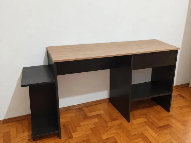 Mesa escrivaninha